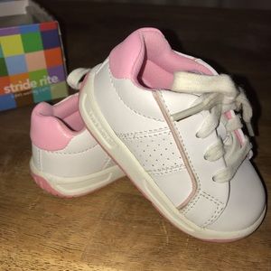 💕 Durable Stride Rite Baby Girl Sneakers, Sz 4.5M
